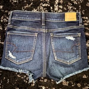 Curvy, Size xs, jean shorts from American eagle. Dark denim